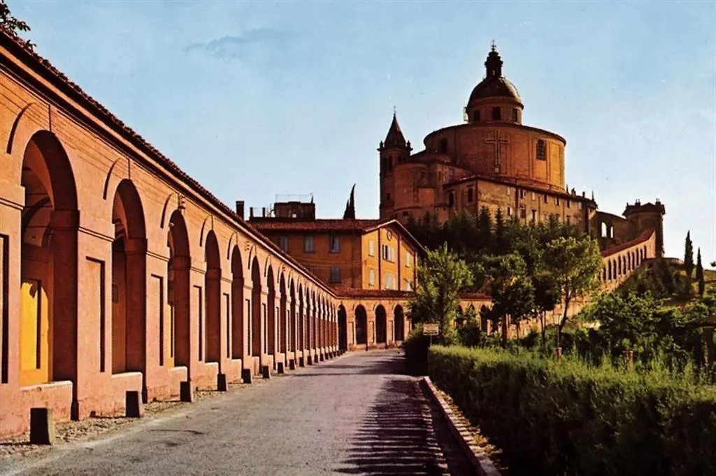 Sguardo A San Luca Apartment Bologna